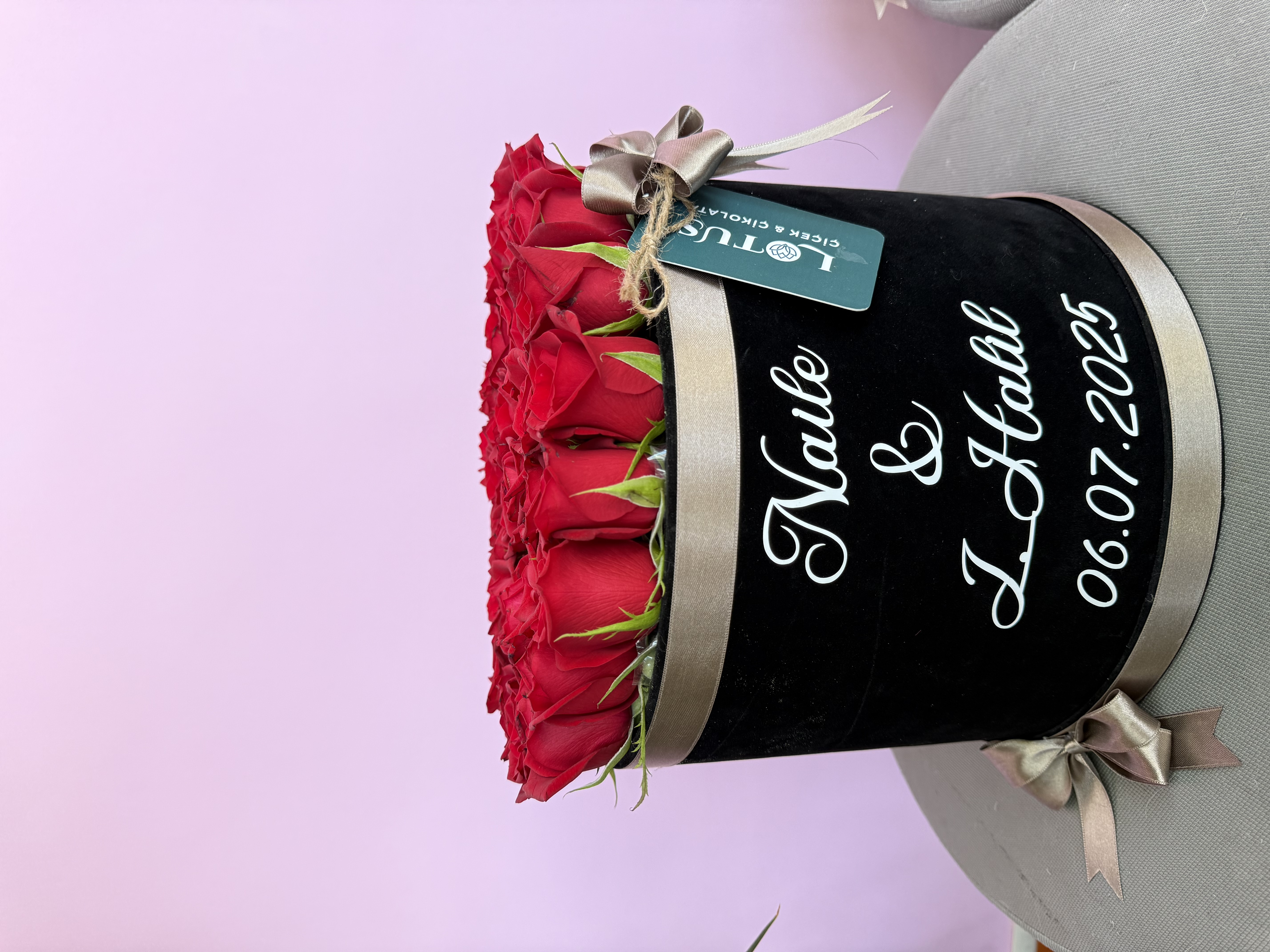 Kadife kutu gül  / cam sandık çikolata