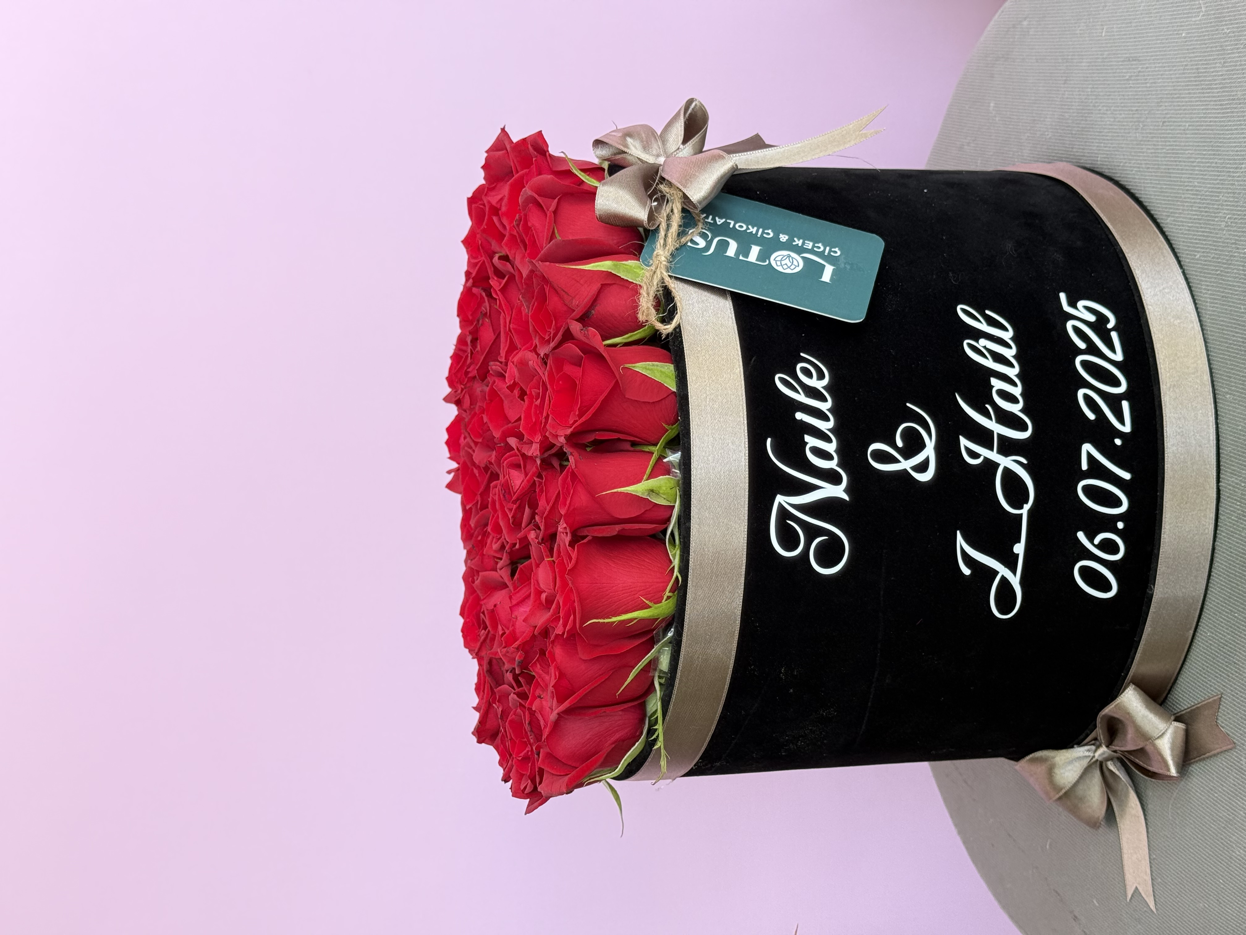 Kadife kutu gül  / cam sandık çikolata