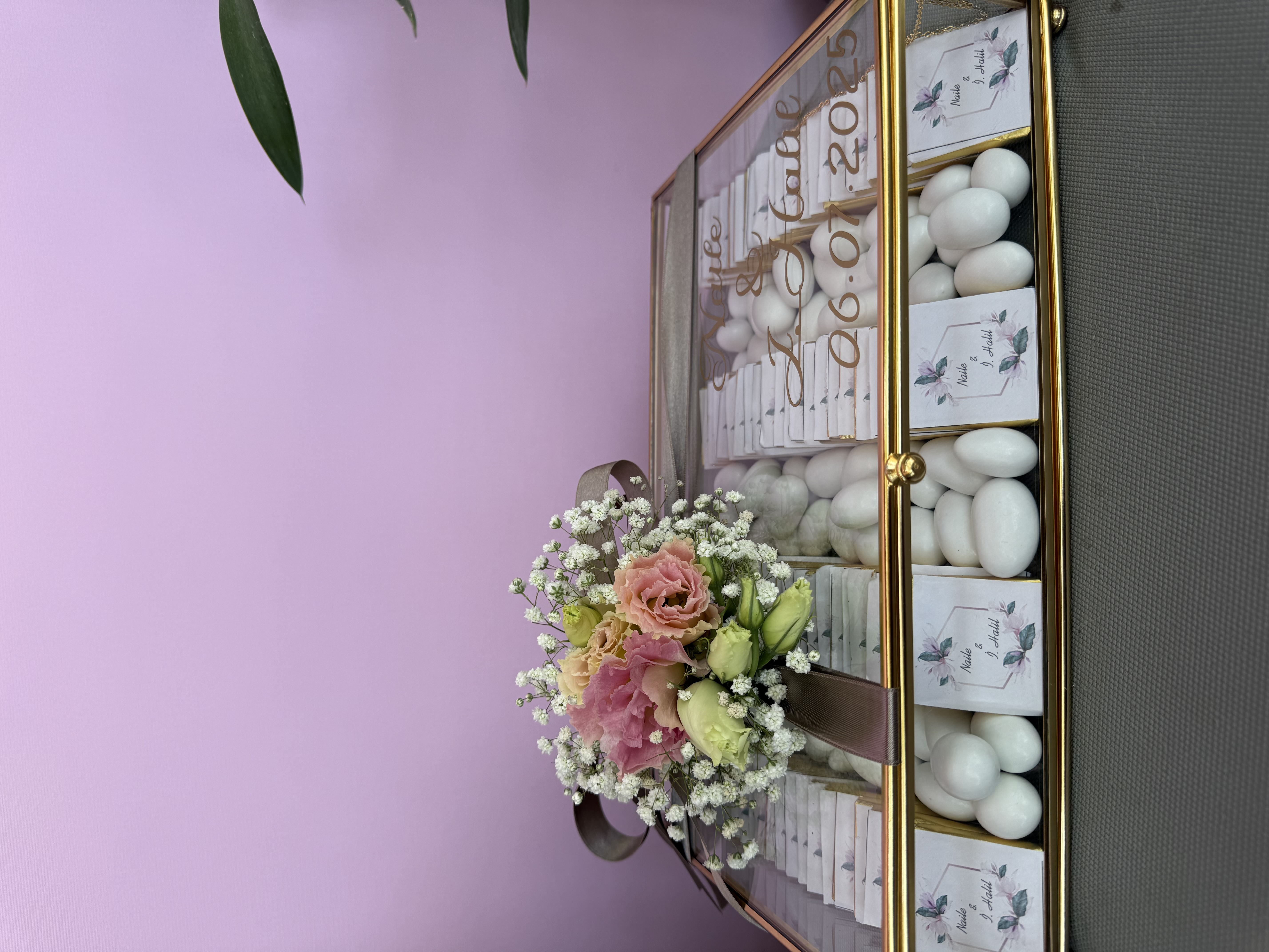 Kadife kutu gül  / cam sandık çikolata