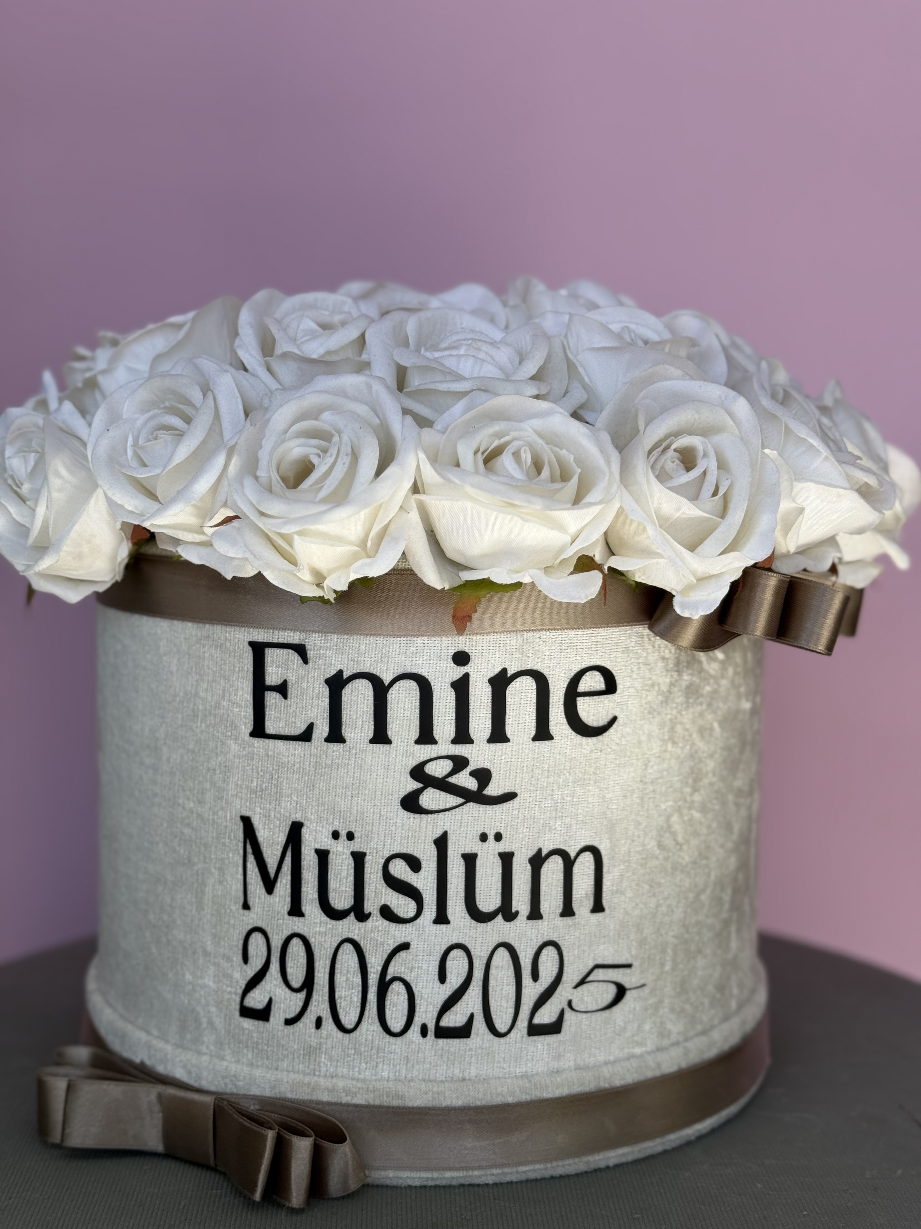 Kadife kutu kadife gül & cam sandık çikolata