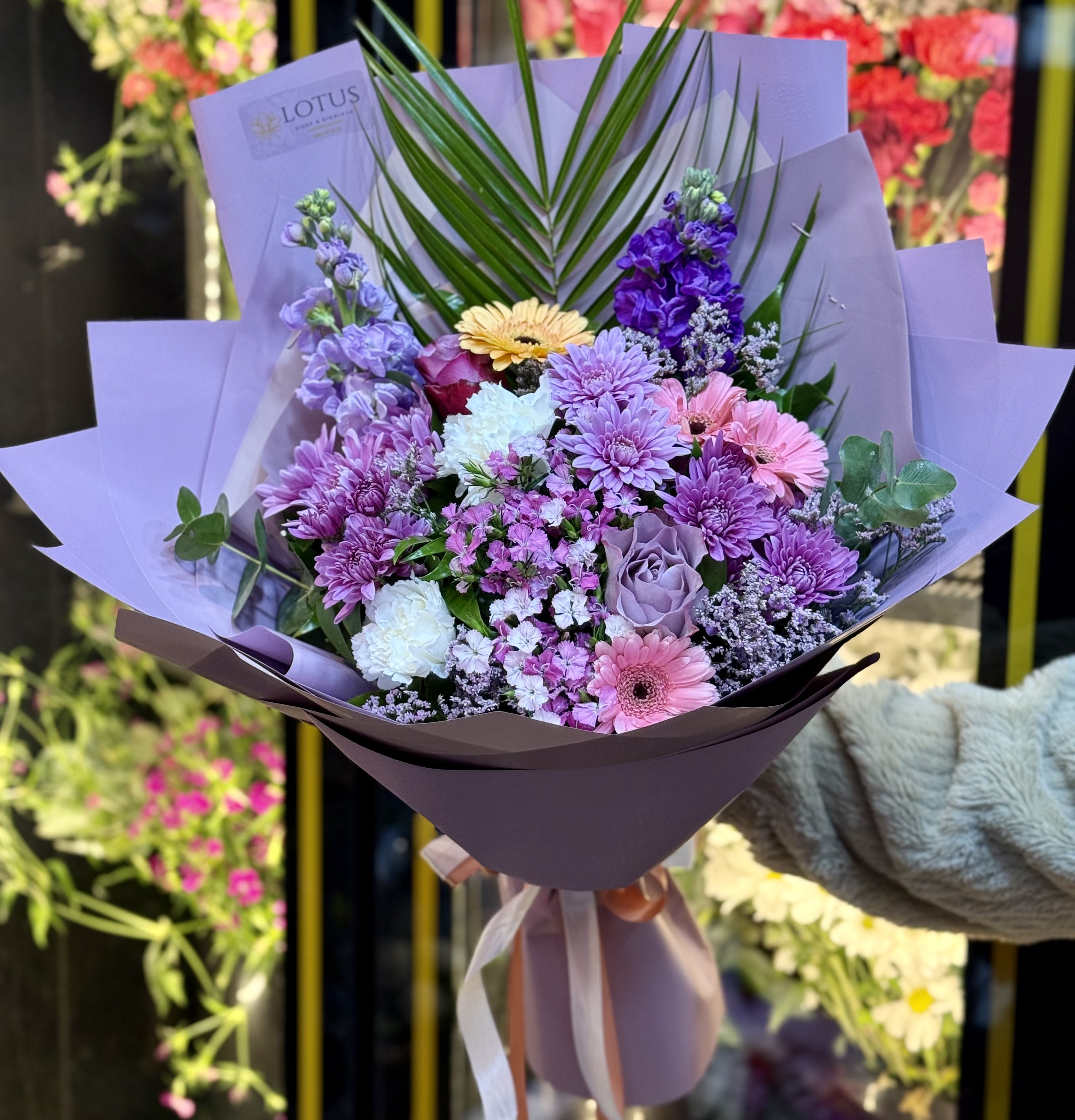 Karışık mor renk  buket