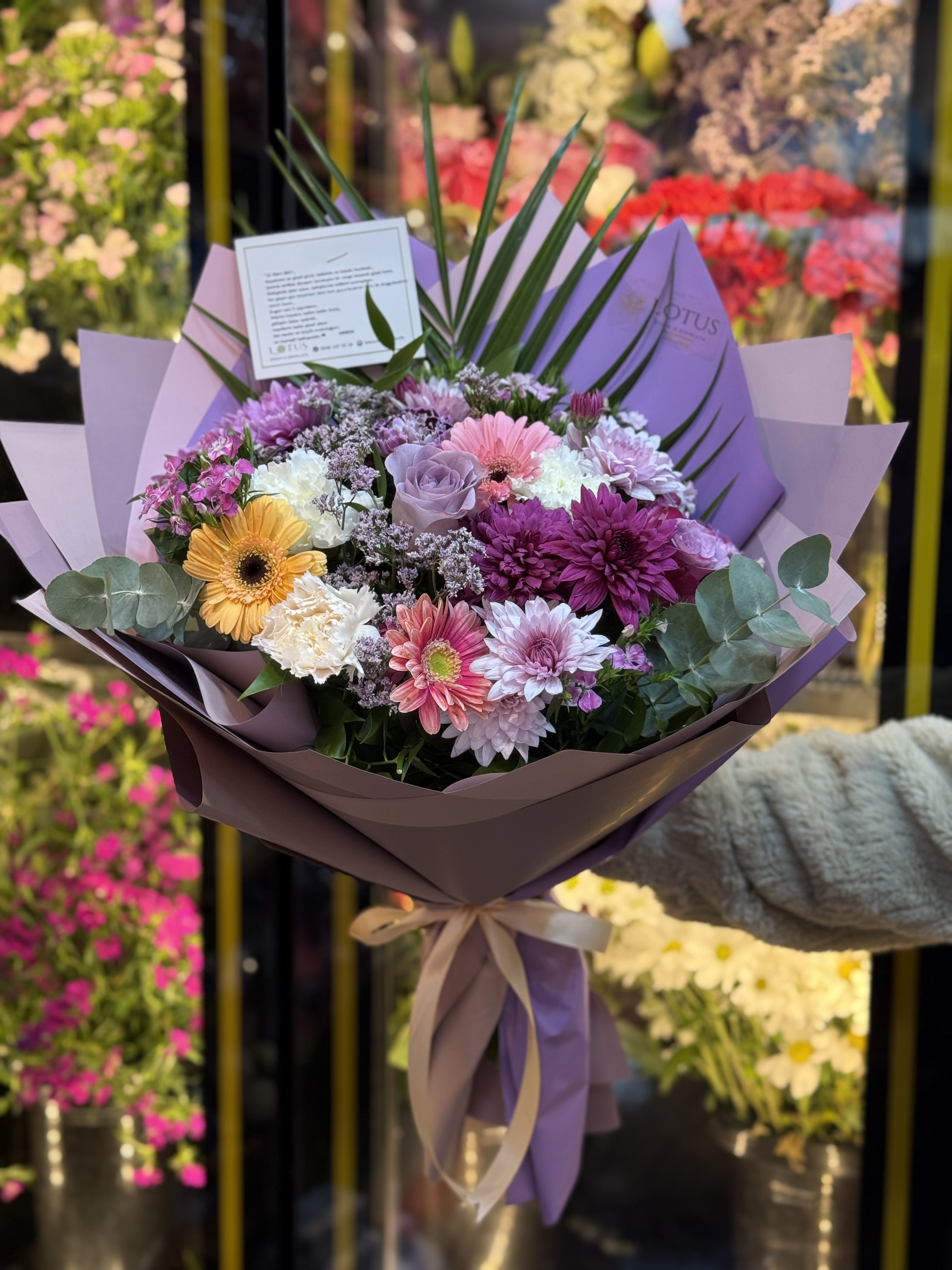 Karışık mor ton buket