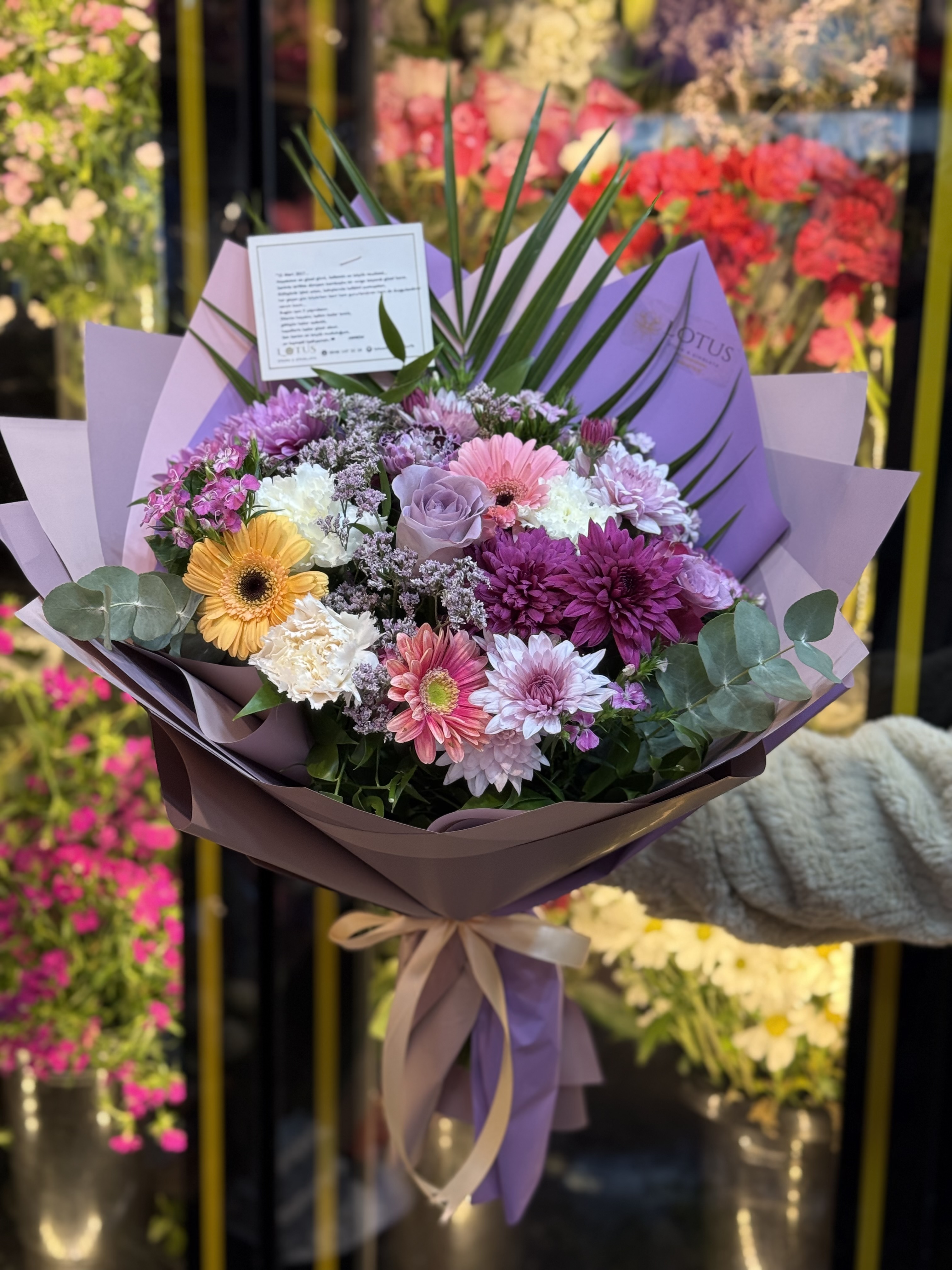 Karışık mor ton buket